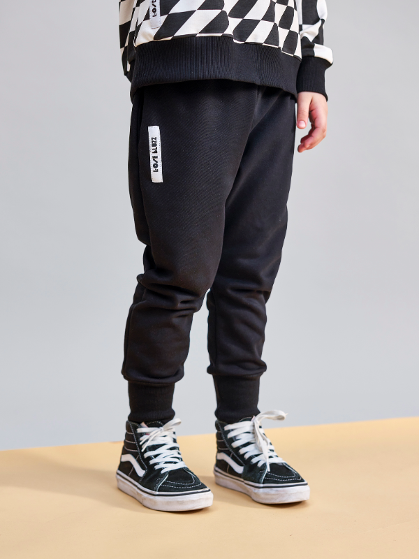 Bez nazwy-1083 Czarne spodnie dresowe LOOSE BLUZZ - obrazek 1